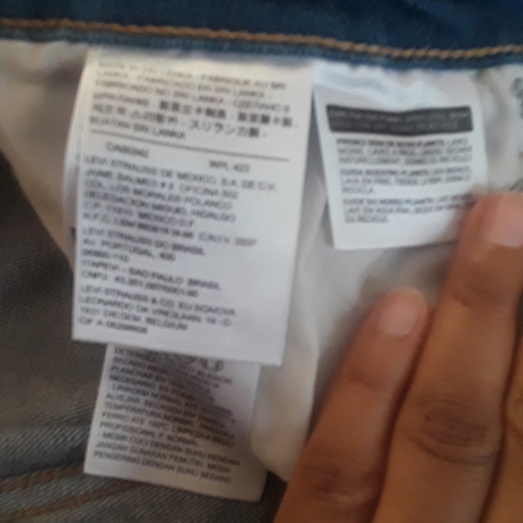 Slight Curve Levi's Curve ID 33x32 Moden Skinny - Picture 11 of 12